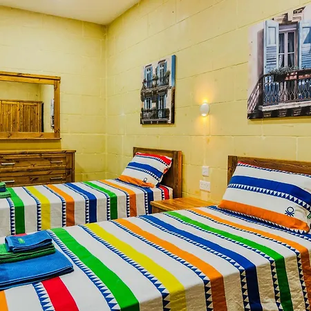 Danny House * In-Nadur