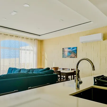 Danny House Villa